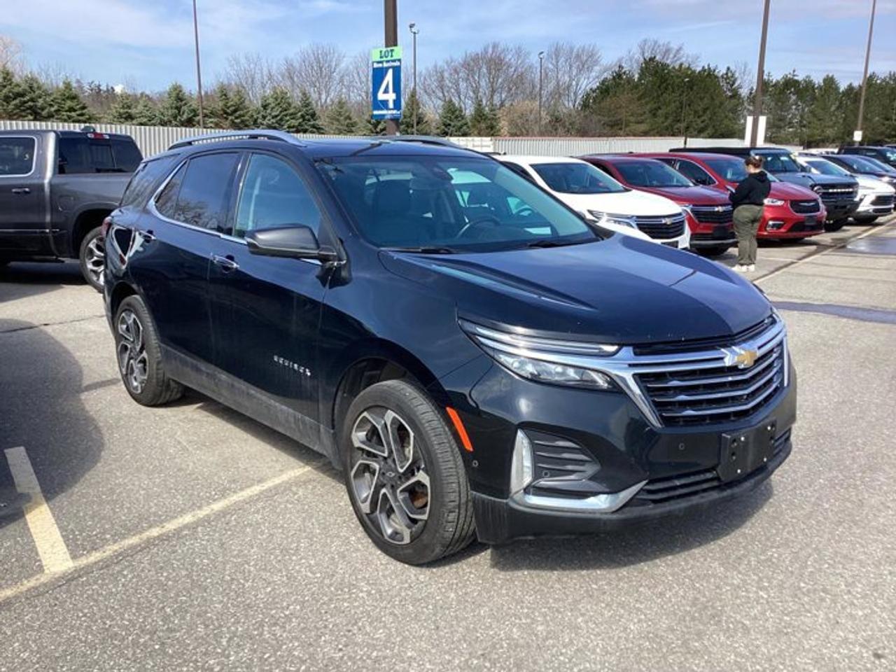 2024 Chevrolet Equinox Premier AWD | Panoramic Sunroof | Leather Seats Photo