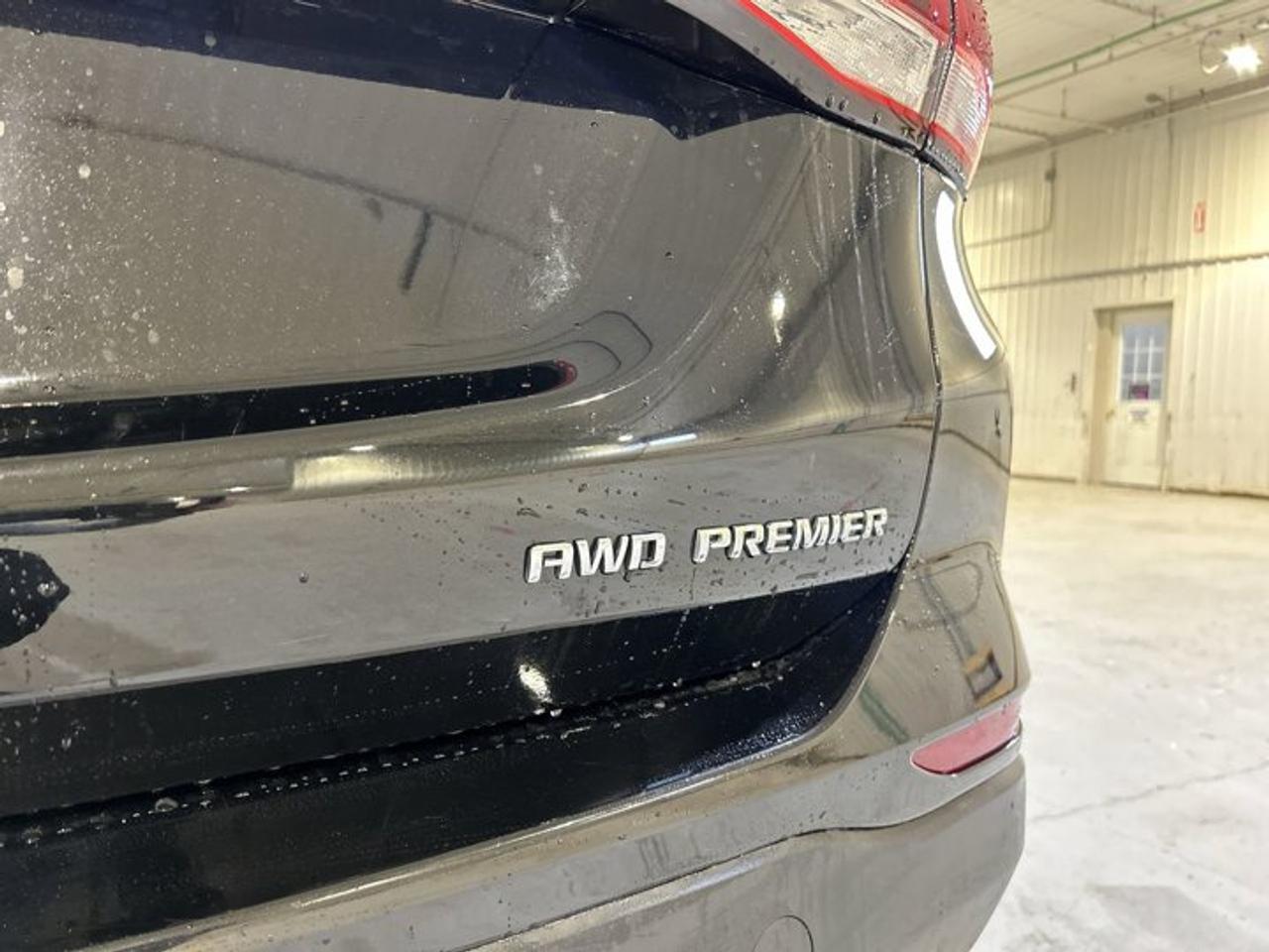 2024 Chevrolet Equinox Premier AWD | No accidents | Panoramic Sunroof | Leather Seats Photo