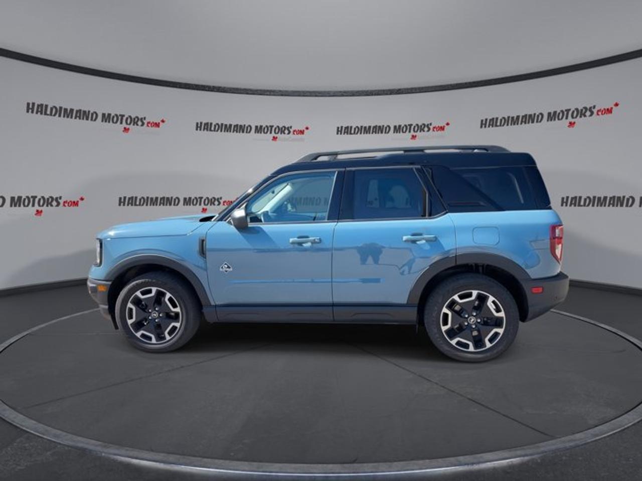 2023 Ford Bronco Sport Outer Banks 4x4 | No accidents | Heated Steering Wheel | Half Leather Seats Photo