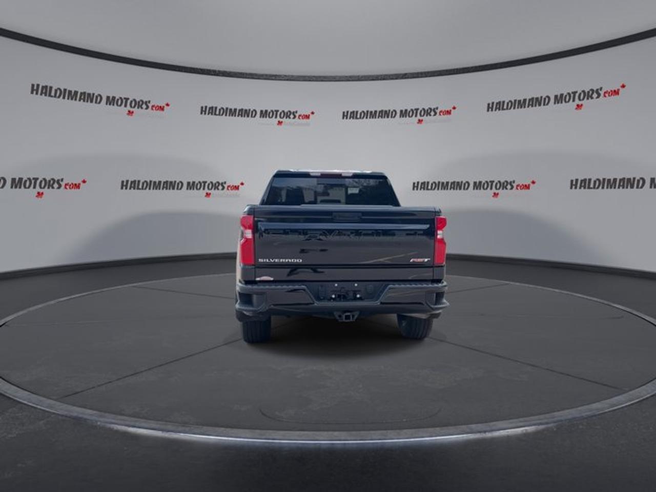 2024 Chevrolet Silverado 1500 RST Crew Cab 6' Box 4WD | One owner | No accidents | Heated Steering Photo