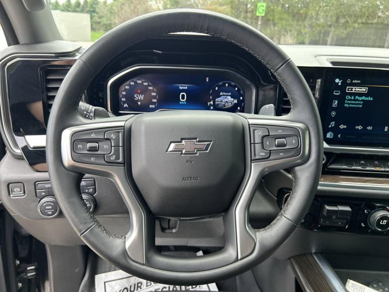 2024 Chevrolet Silverado 1500 RST Crew Cab 6' Box 4WD | One owner | No accidents | Heated Steering Photo