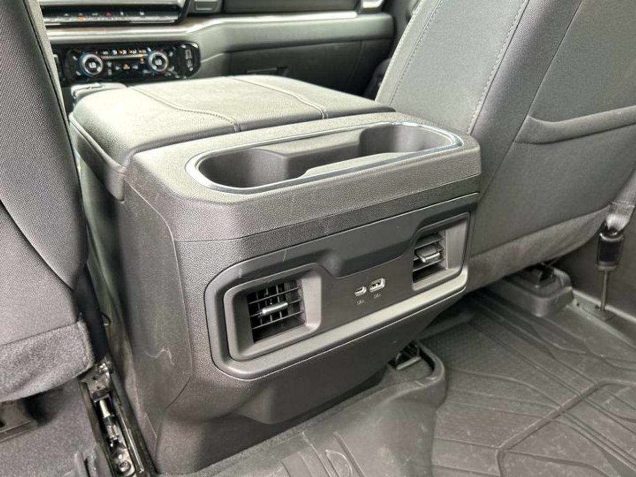 2024 Chevrolet Silverado 1500 RST Crew Cab 6' Box 4WD | One owner | No accidents | Heated Steering Photo