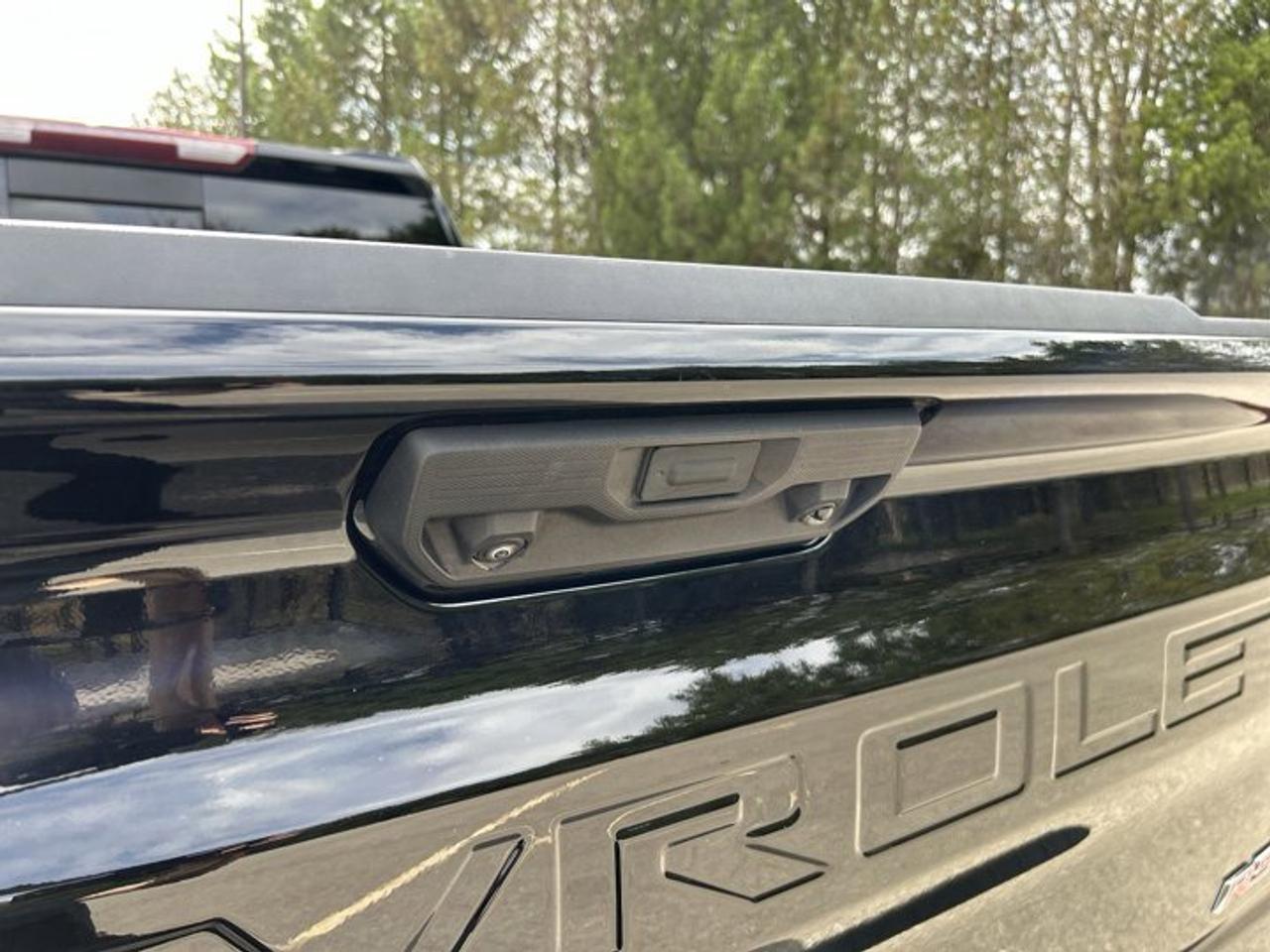 2024 Chevrolet Silverado 1500 RST Crew Cab 6' Box 4WD | One owner | No accidents | Heated Steering Photo