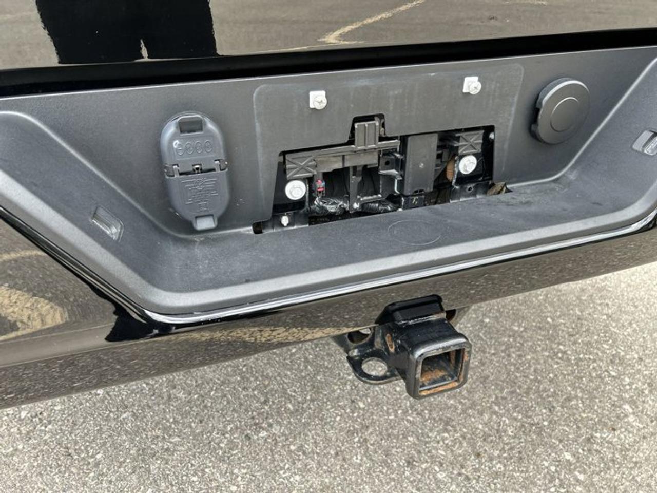 2024 Chevrolet Silverado 1500 RST Crew Cab 6' Box 4WD | One owner | No accidents | Heated Steering Photo