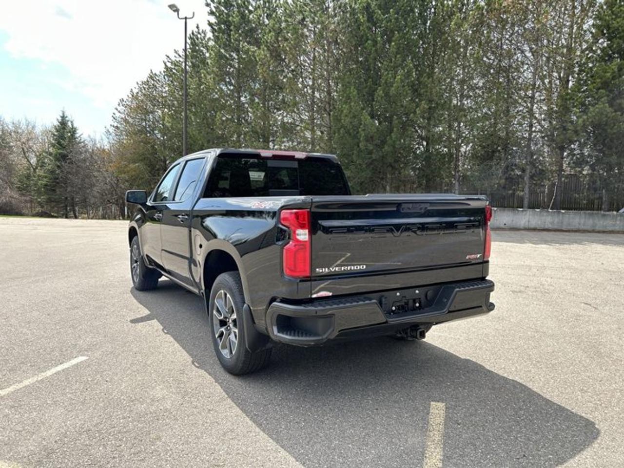 2024 Chevrolet Silverado 1500 RST Crew Cab 6' Box 4WD | One owner | No accidents | Heated Steering Photo
