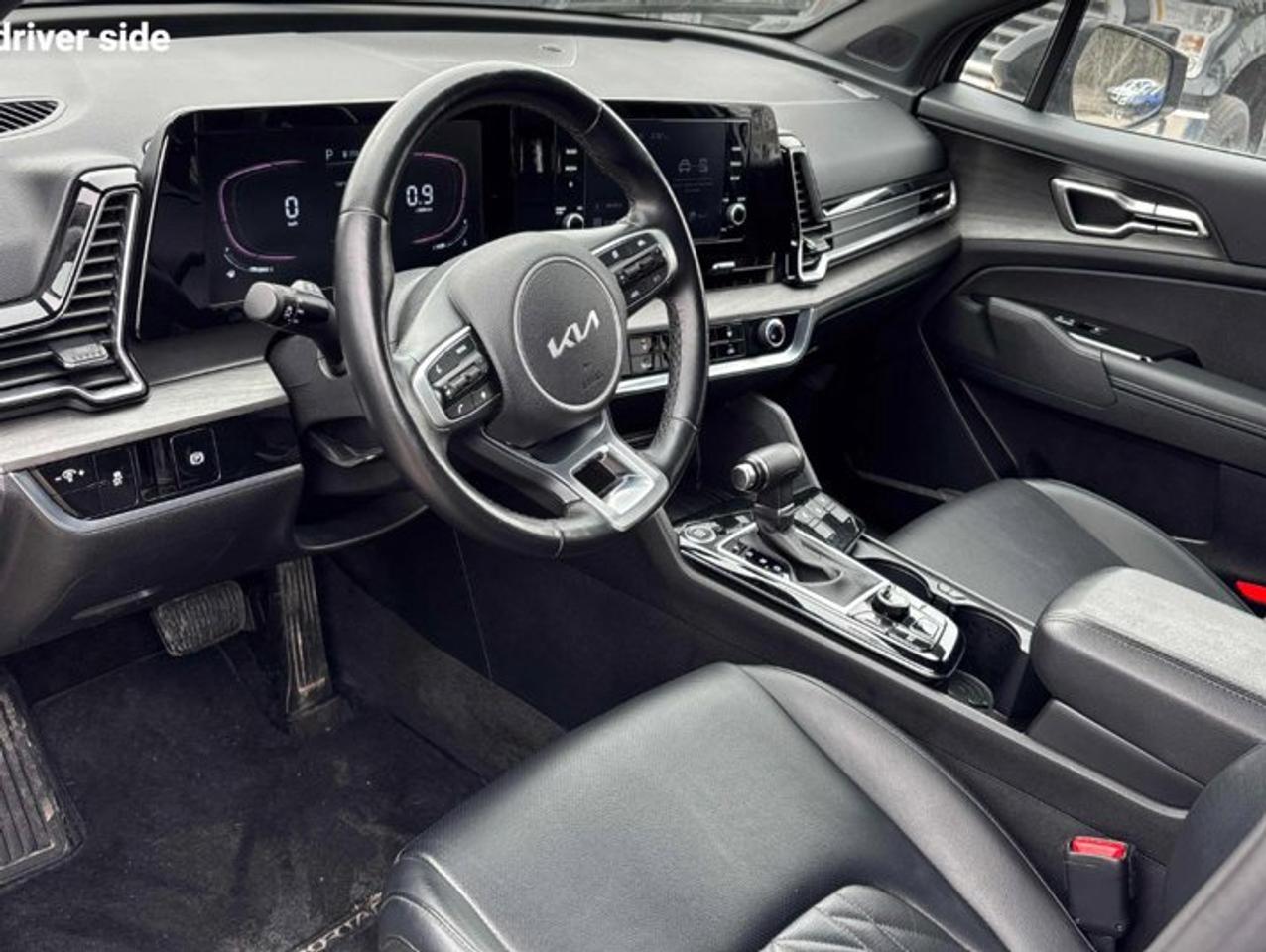 2023 Kia Sportage X-Line AWD | Leather | Heated Wheel + Seats | Remote Start | Smart Key | Power Seat | and More ! Photo