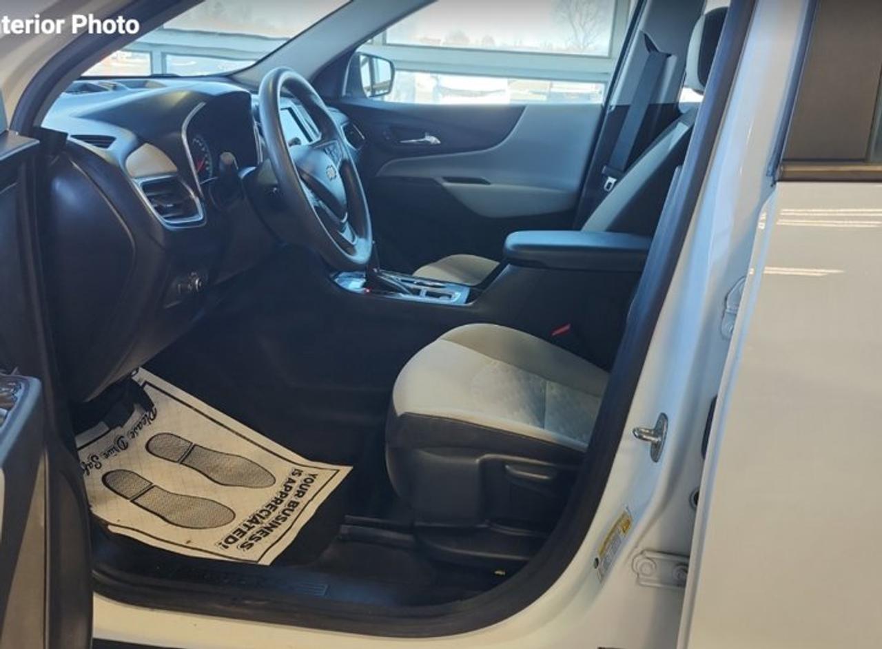 2021 Chevrolet Equinox LS | Heated Seats | CarPlay + Android | Remote Start | Alloy Wheels | and More ! Photo2
