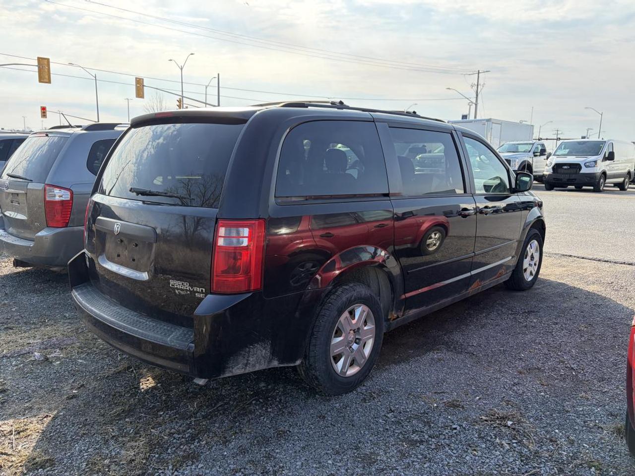2010 Dodge Grand Caravan SE Photo3