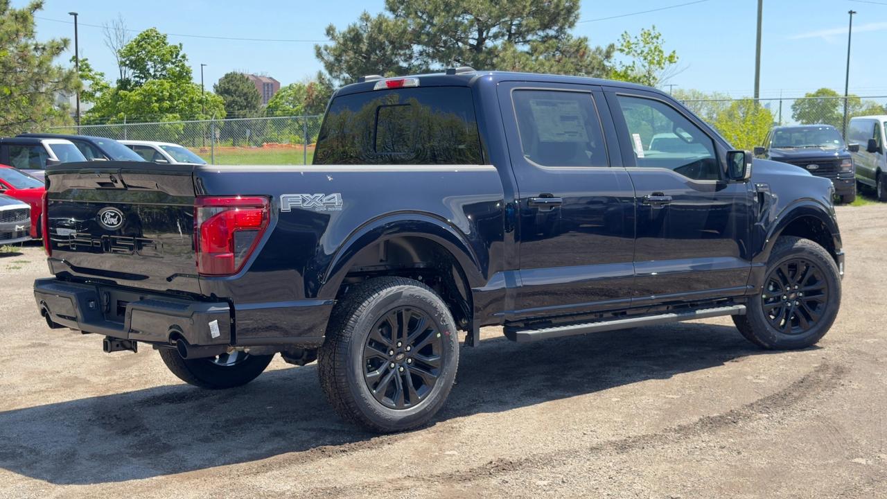 2026 Ford F-150 XLT Photo4