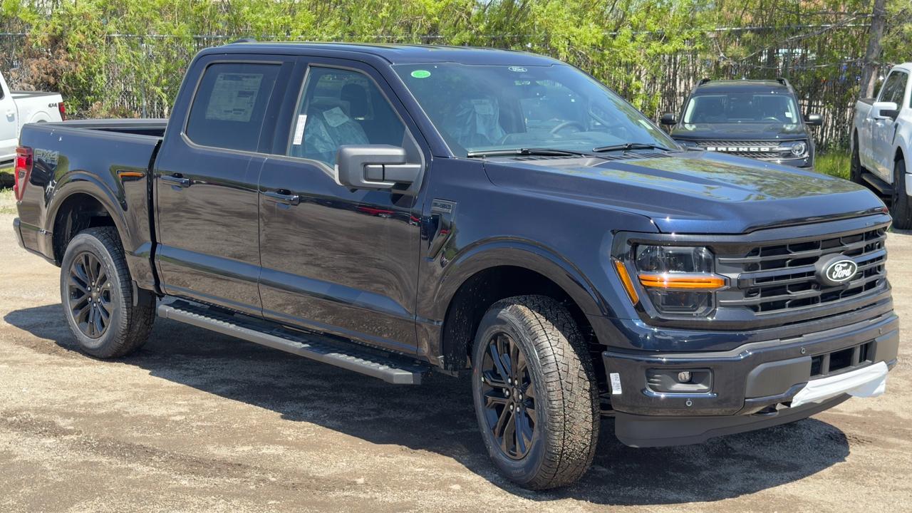 2026 Ford F-150 XLT Photo3