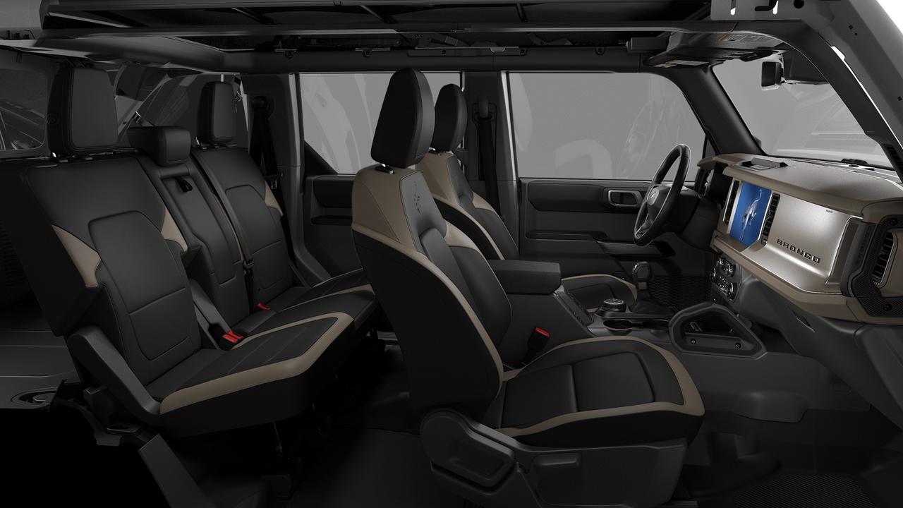 2026 Ford Bronco Outer Banks Photo