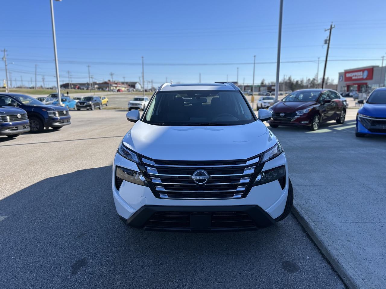 2026 Nissan Rogue SV MOONROOF