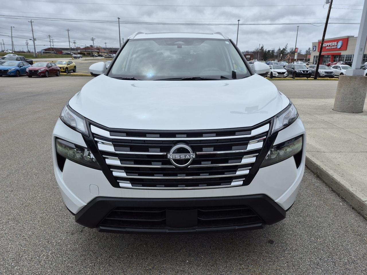 2026 Nissan Rogue SV MOONROOF Photo