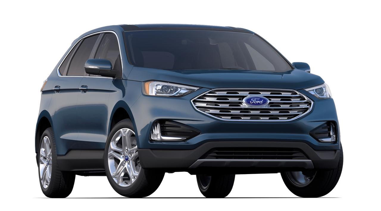 2019 Ford Edge Titanium Photo3
