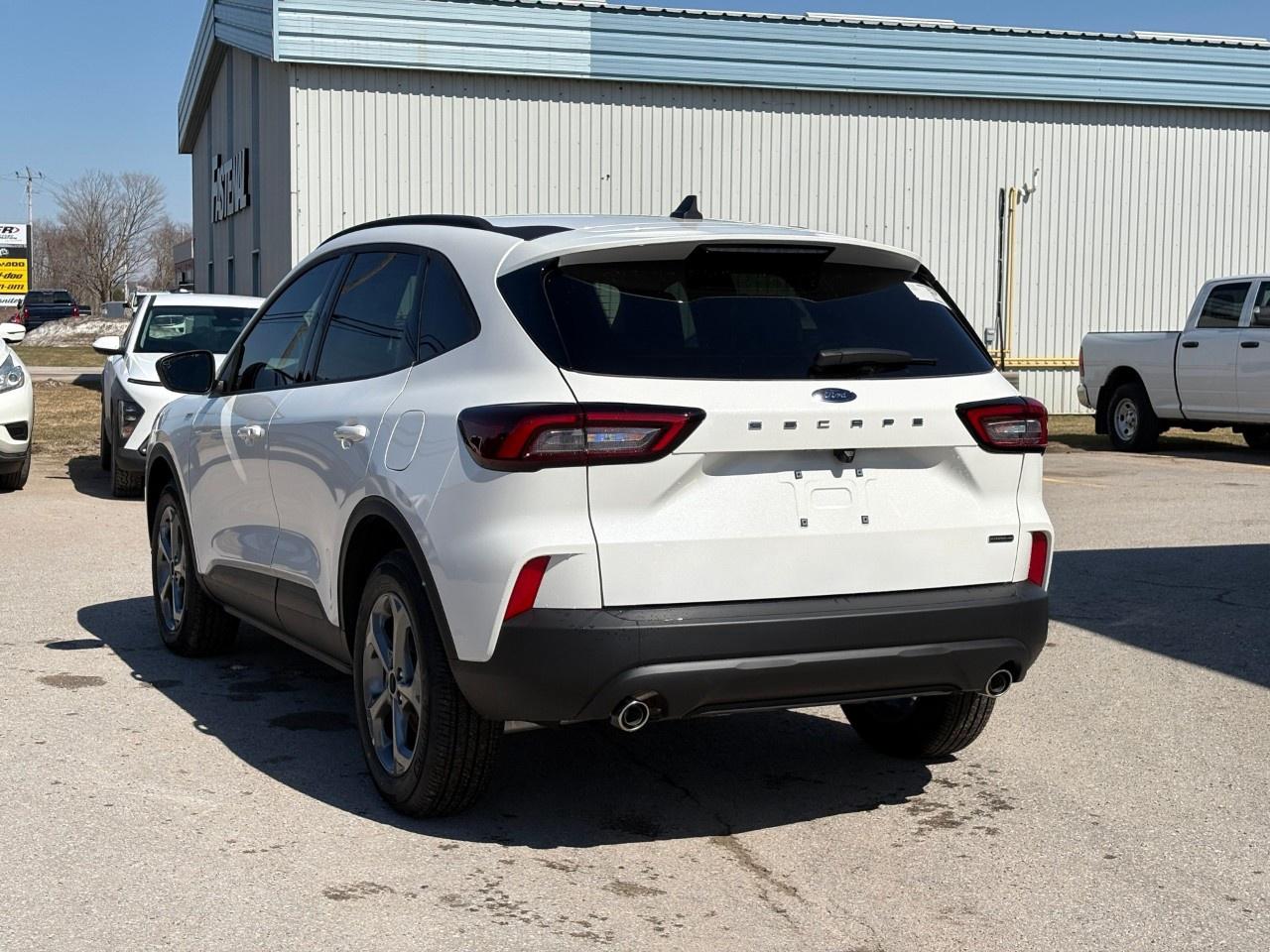 2026 Ford Escape ST-Line AWD Photo