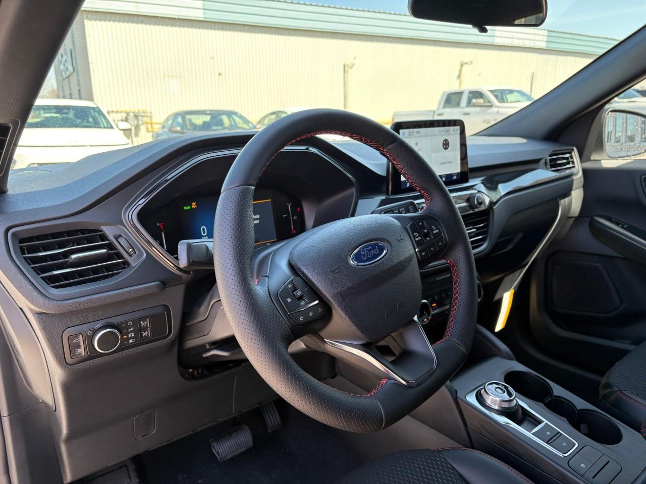 2026 Ford Escape ST-Line AWD Photo
