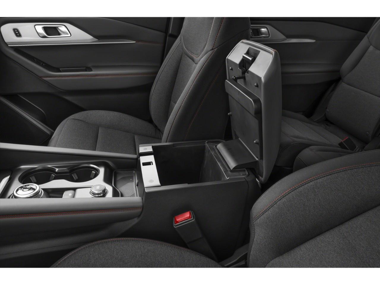 2026 Ford Explorer Active w/200A Pkg 4WD Photo