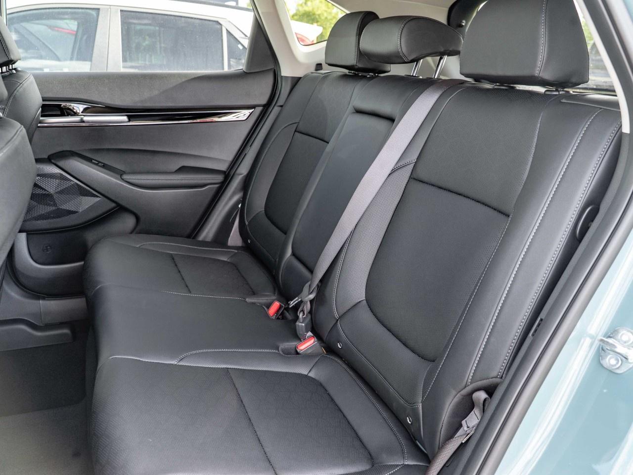 2026 Kia Seltos EX AWD Photo