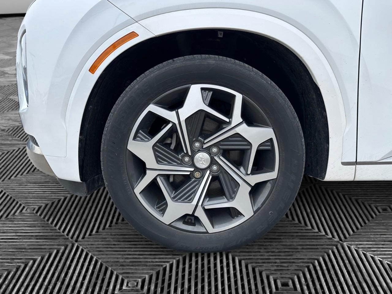 2022 Hyundai PALISADE Ultimate Calligraphy 7-Passenger AWD Photo
