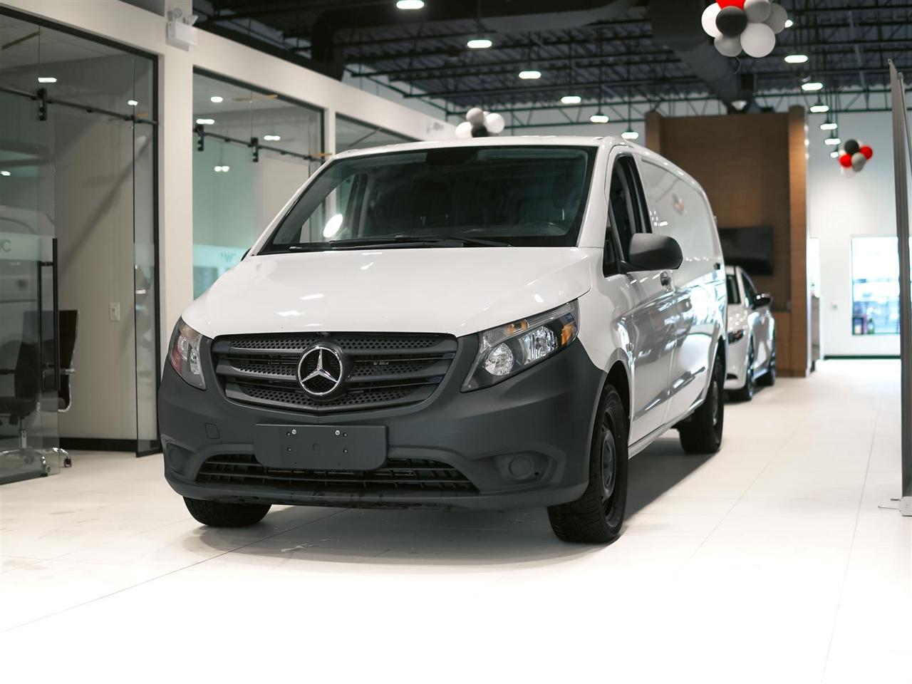 2018 Mercedes-Benz Metris Cargo Van NO ACCIDENTS | 18 SERVICE RECORDS Photo