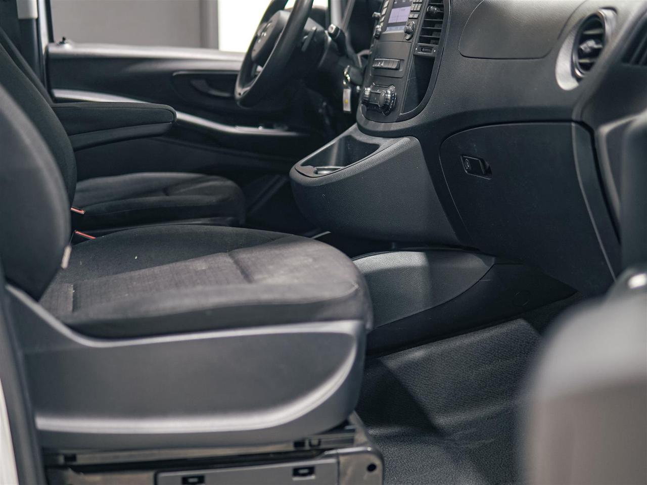 2018 Mercedes-Benz Metris Cargo Van NO ACCIDENTS | 18 SERVICE RECORDS Photo