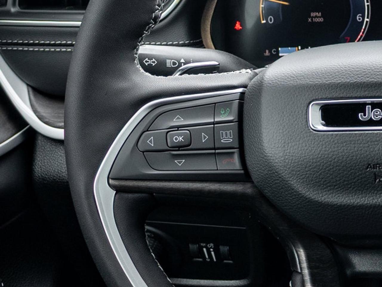 2025 Jeep Grand Cherokee Limited Photo