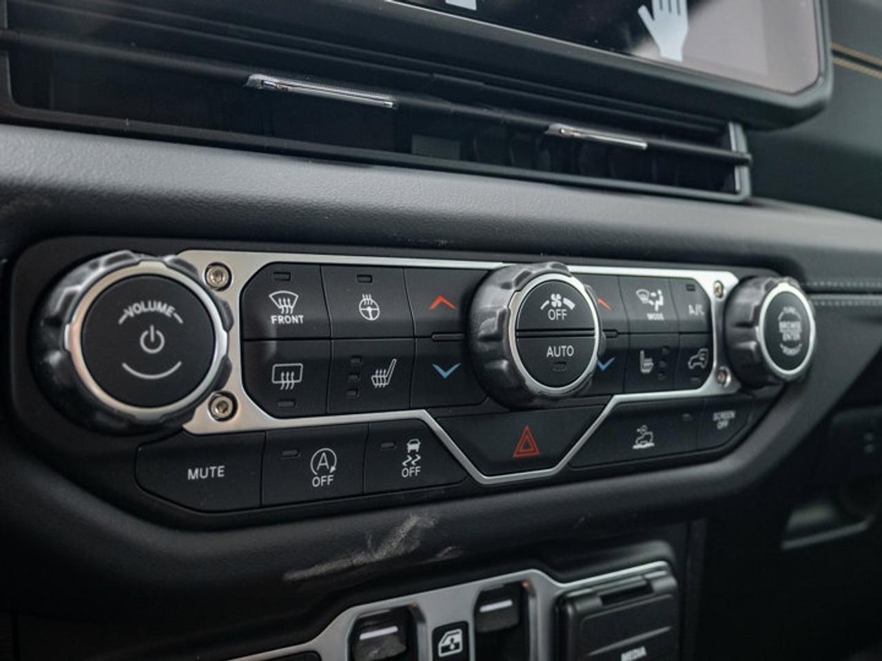 2026 Jeep Wrangler Sahara Photo