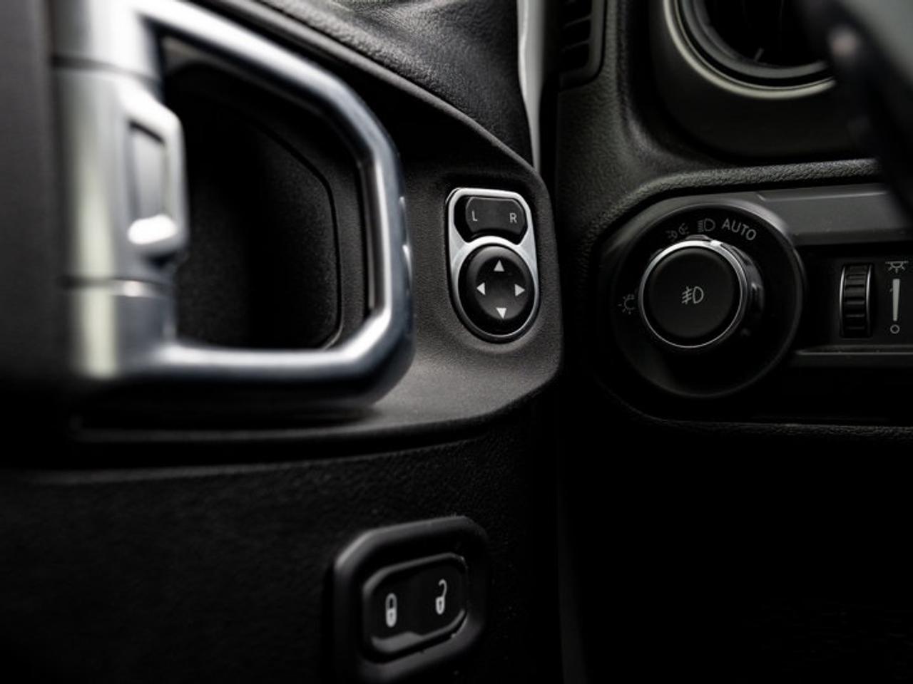 2021 Jeep Wrangler Willys Photo