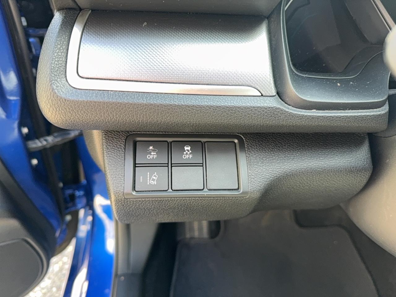 2018 Honda Civic Coupe LX Photo