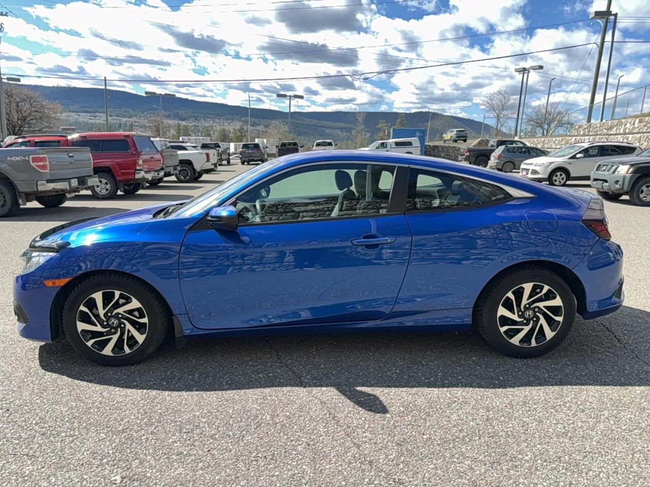 2018 Honda Civic Coupe LX Photo
