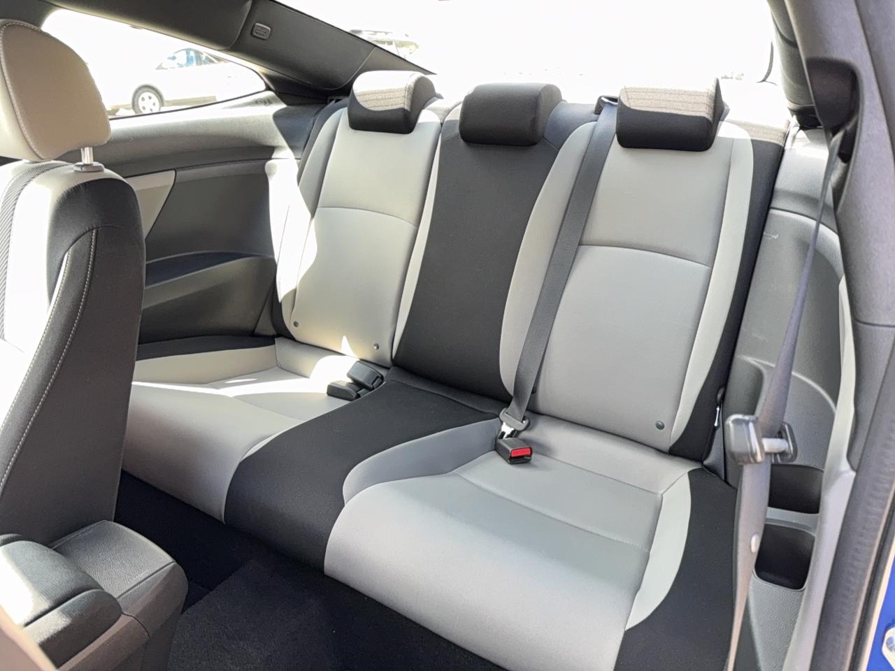 2018 Honda Civic Coupe LX Photo