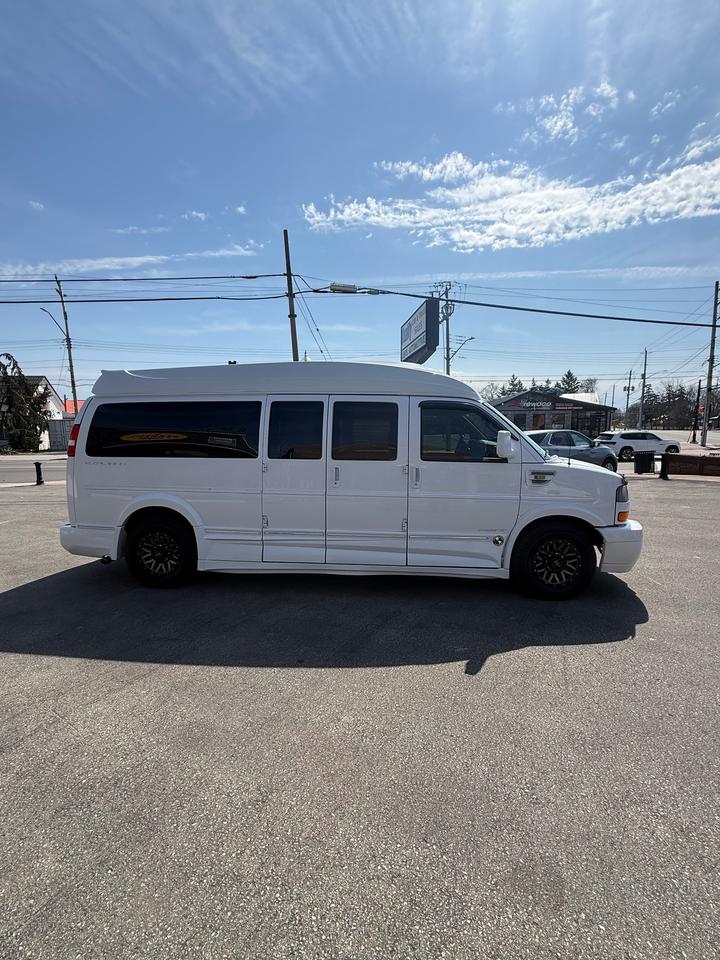 2017 GMC Savana Cargo Van GMC EXPLORER VAN, CAMPER VAN Photo