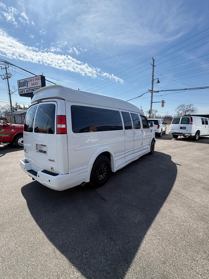 2017 GMC Savana Cargo Van GMC EXPLORER VAN, CAMPER VAN Photo