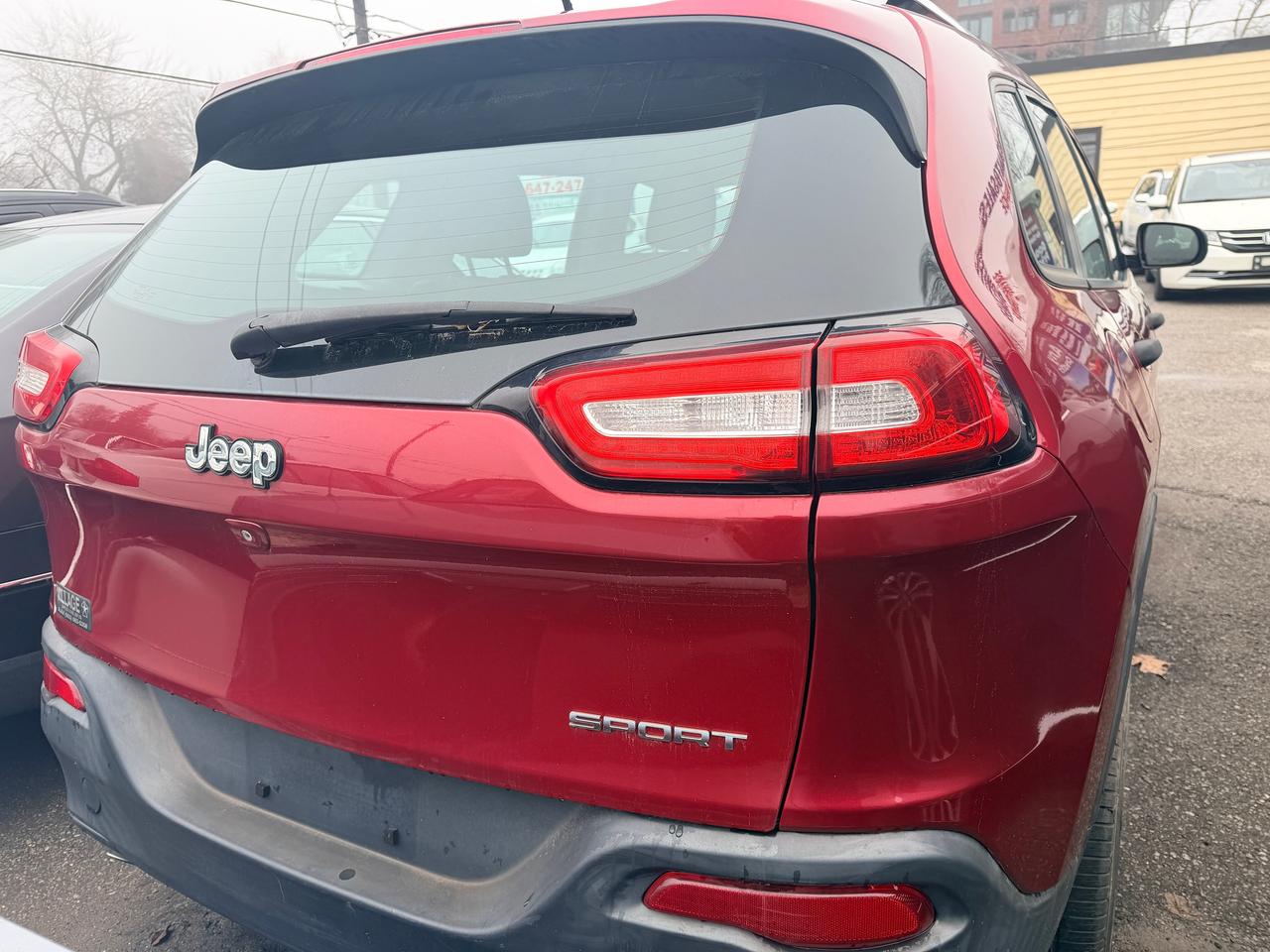 2014 Jeep Cherokee Sport Photo