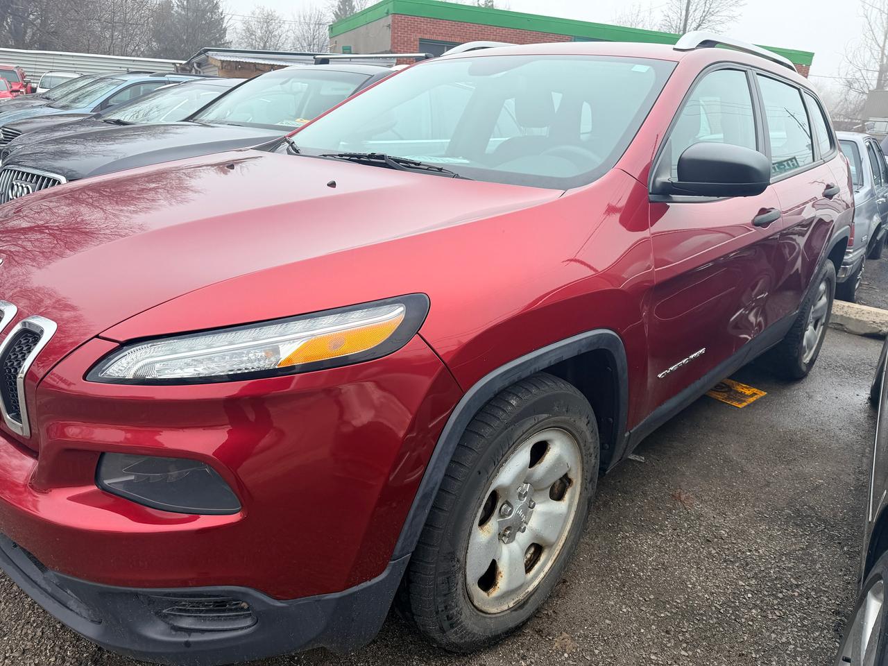 2014 Jeep Cherokee Sport Photo2
