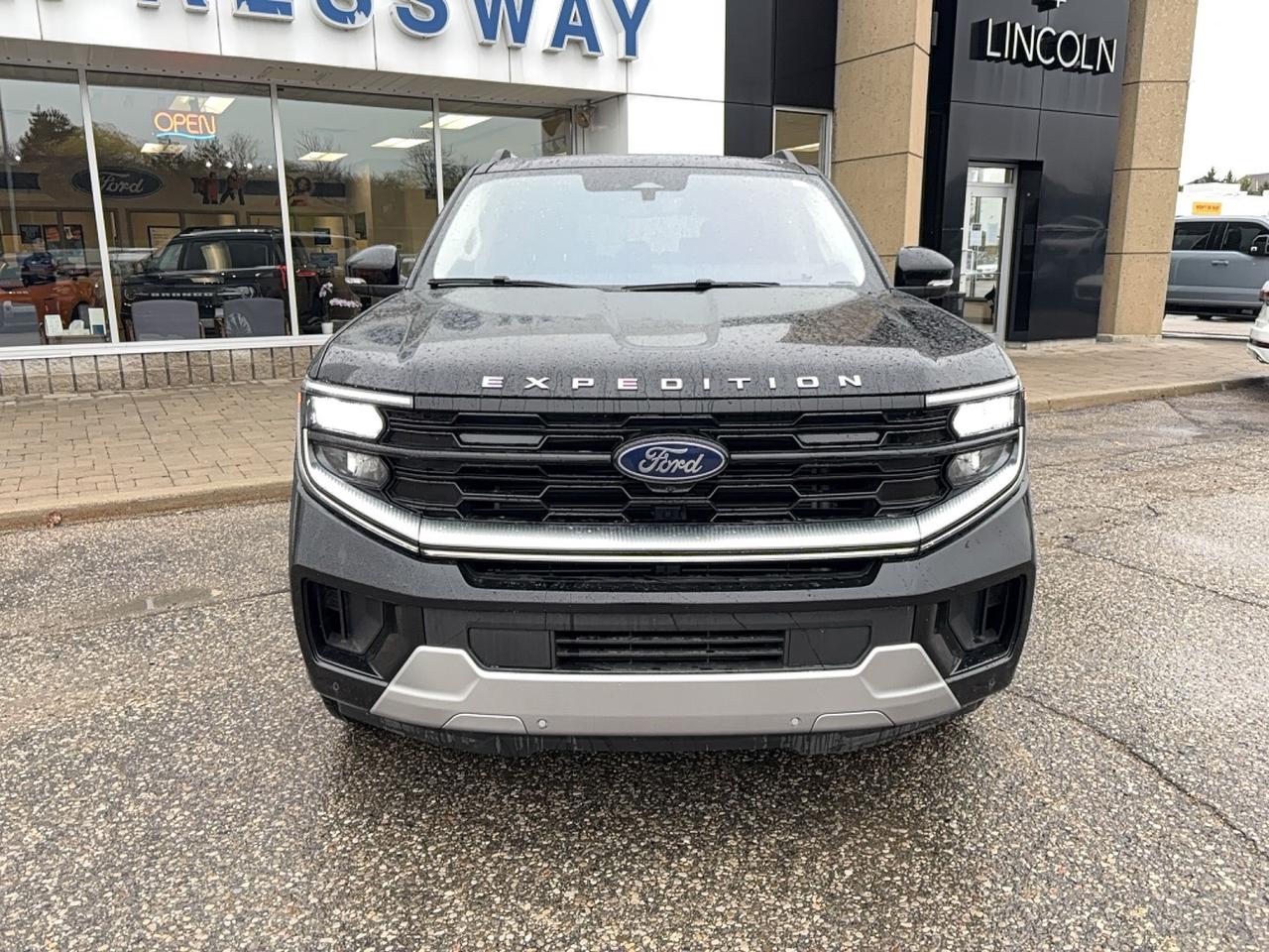 2025 Ford Expedition 3.5L H/O! ULTIMATE PACKAGE! 22'S! LOADED! 7-PASS! Photo1