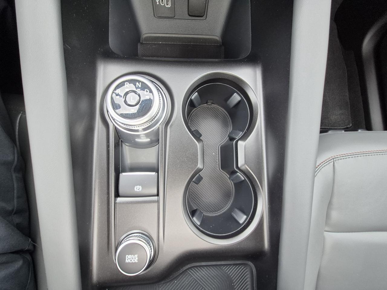 2026 Ford Explorer 20" RIMS, COMFORT PACK! HEATED WHEEL, PANO ROOF! Photo