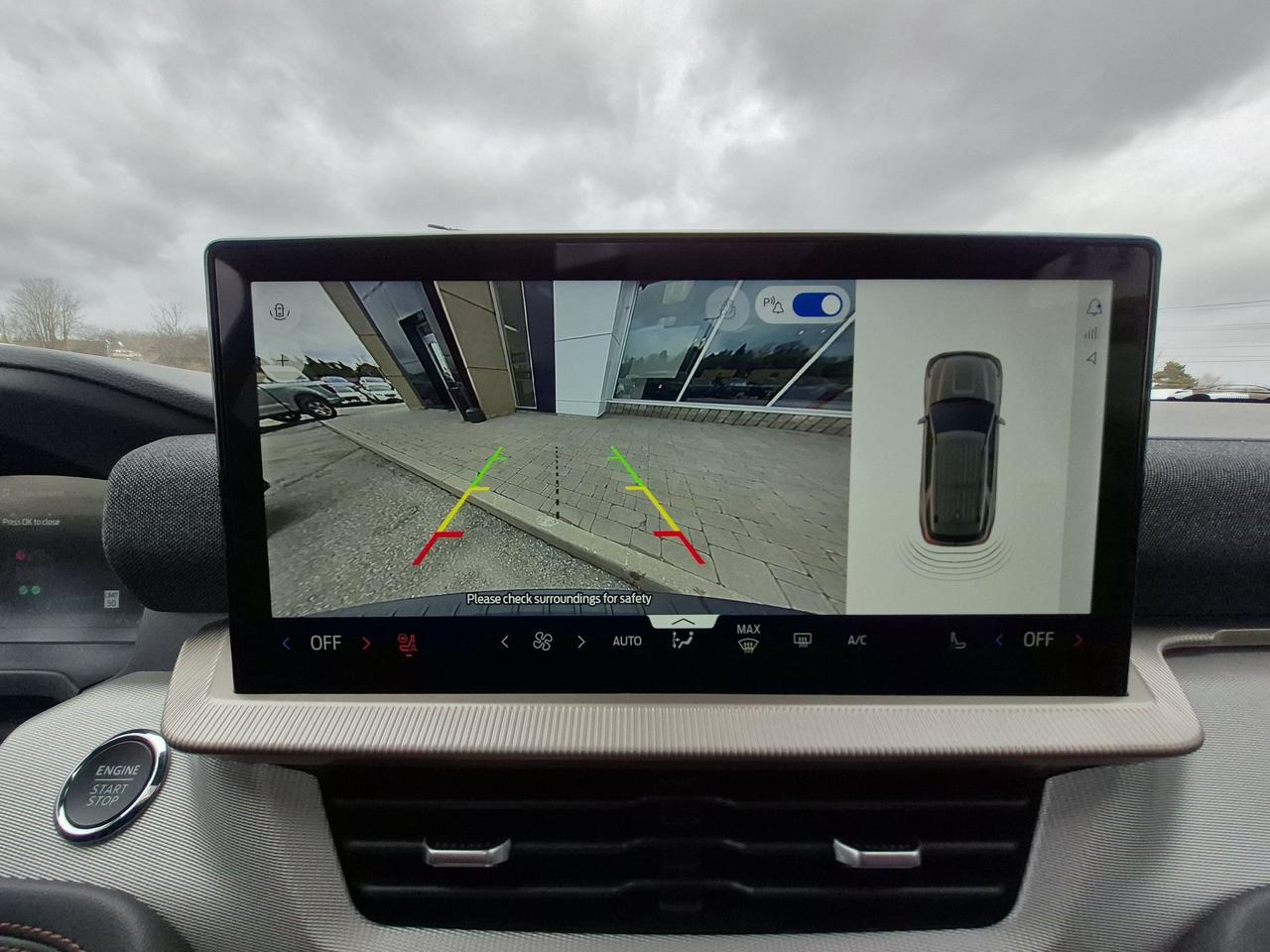 2026 Ford Explorer 20" RIMS, COMFORT PACK! HEATED WHEEL, PANO ROOF! Photo