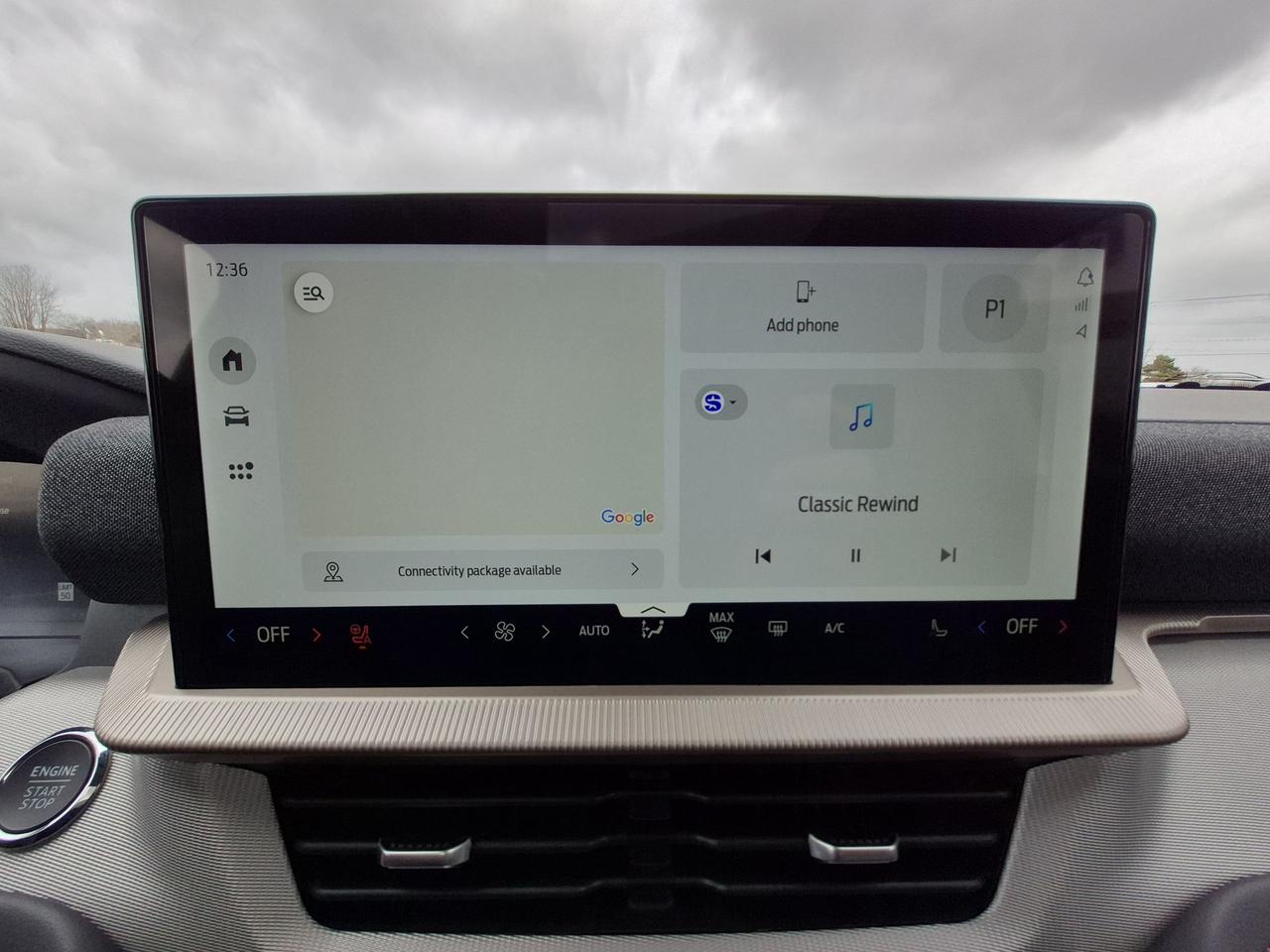 2026 Ford Explorer 20" RIMS, COMFORT PACK! HEATED WHEEL, PANO ROOF! Photo