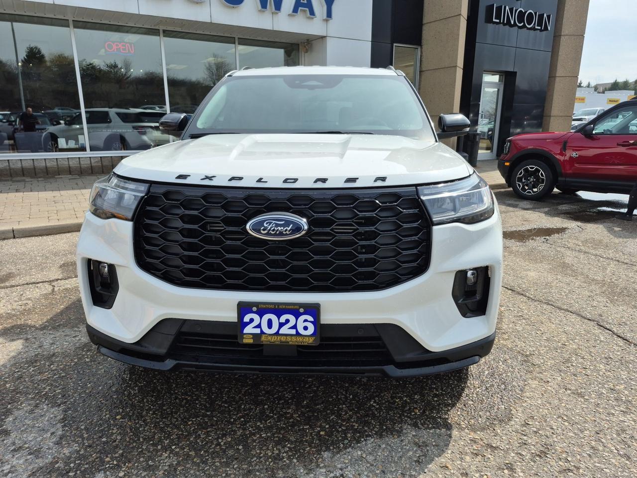 2026 Ford Explorer ST-LINE, HEATED WHEEL, REAR CAMERA, LANE KEEPING Photo3