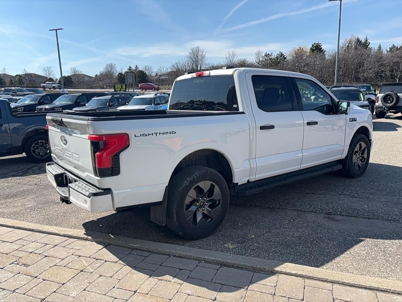 2024 Ford F-150 Lightning STANDARD RANGE BATTERY, MAN TOW PACK, PRO POWER! Photo