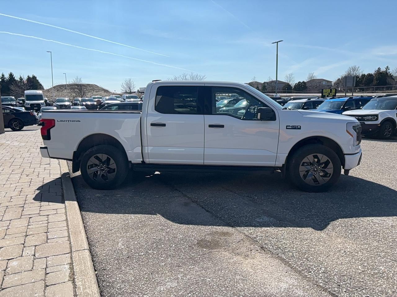 2024 Ford F-150 Lightning STANDARD RANGE BATTERY, MAN TOW PACK, PRO POWER! Photo