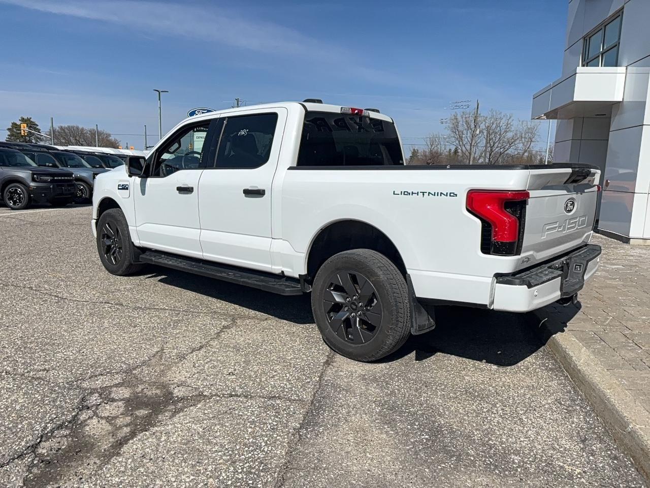 2024 Ford F-150 Lightning STANDARD RANGE BATTERY, MAN TOW PACK, PRO POWER! Photo