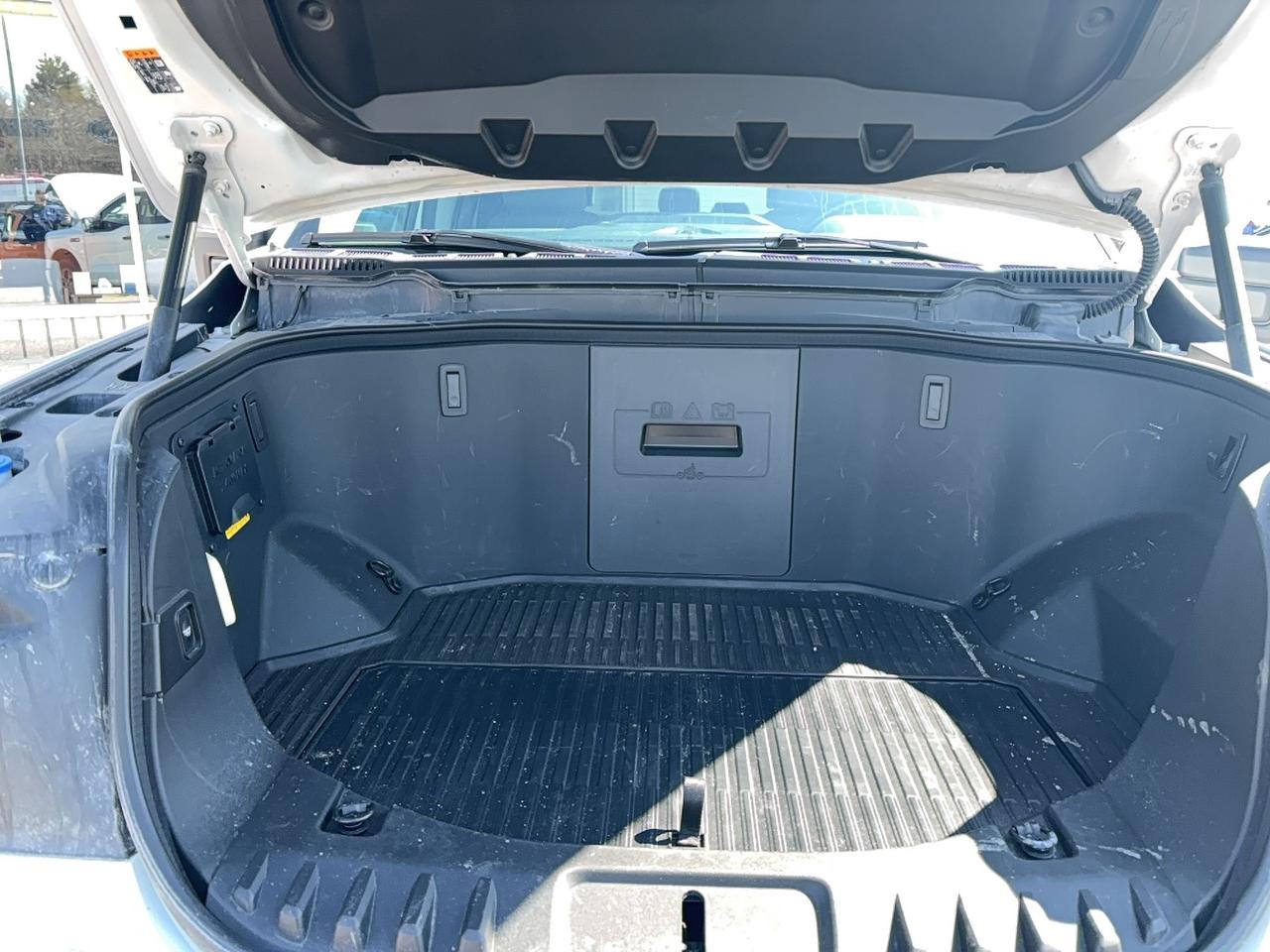 2024 Ford F-150 Lightning STANDARD RANGE BATTERY, MAN TOW PACK, PRO POWER! Photo