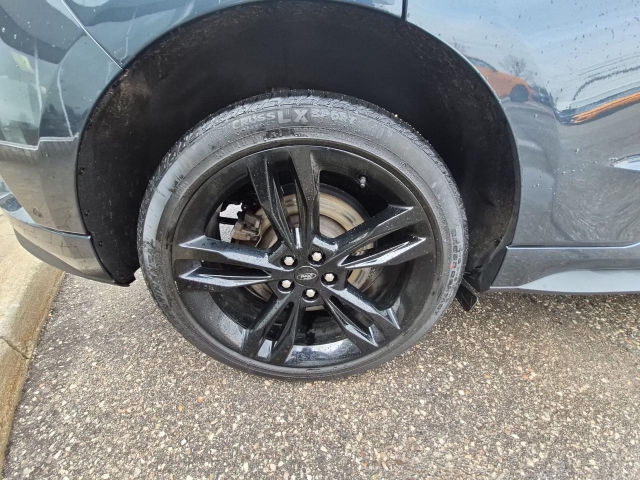 2023 Ford Edge ST! AWD! 335-HP! LEATHER, SUNROOF! 21" RIMS! Photo4