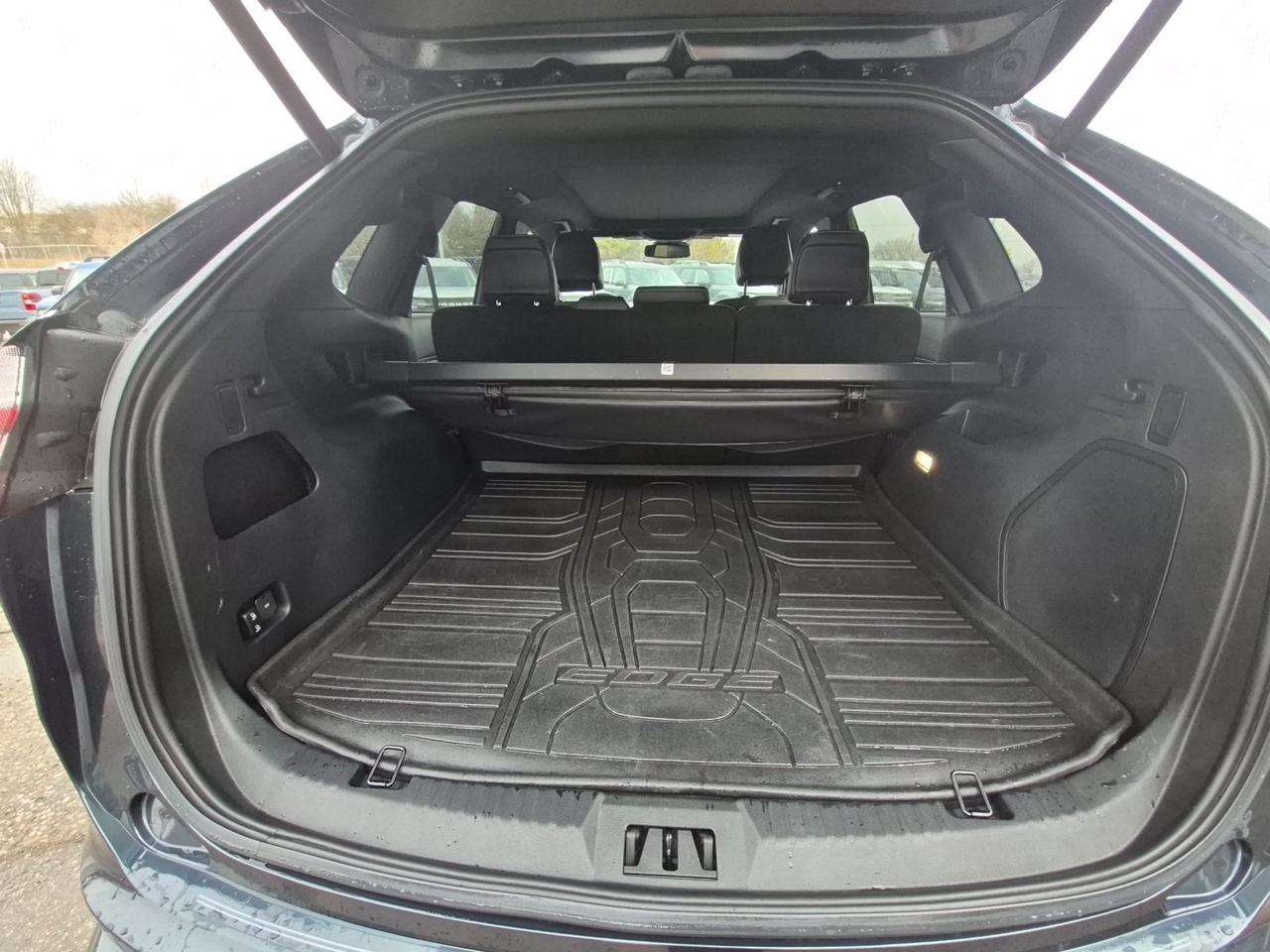 2023 Ford Edge ST! AWD! 335-HP! LEATHER, SUNROOF! 21" RIMS! Photo