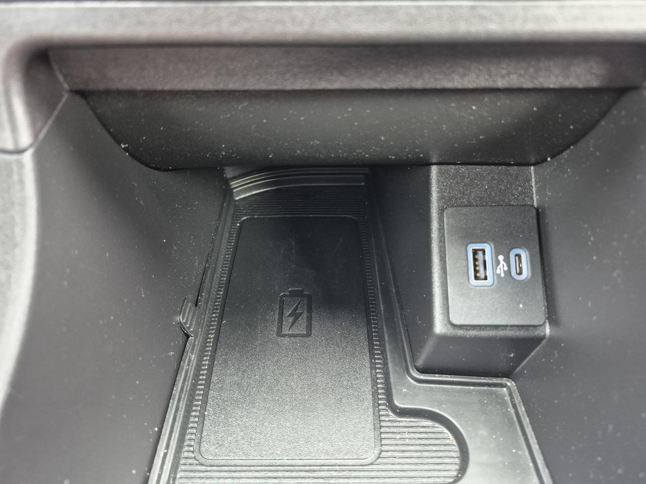 2023 Ford Edge ST! AWD! 335-HP! LEATHER, SUNROOF! 21" RIMS! Photo