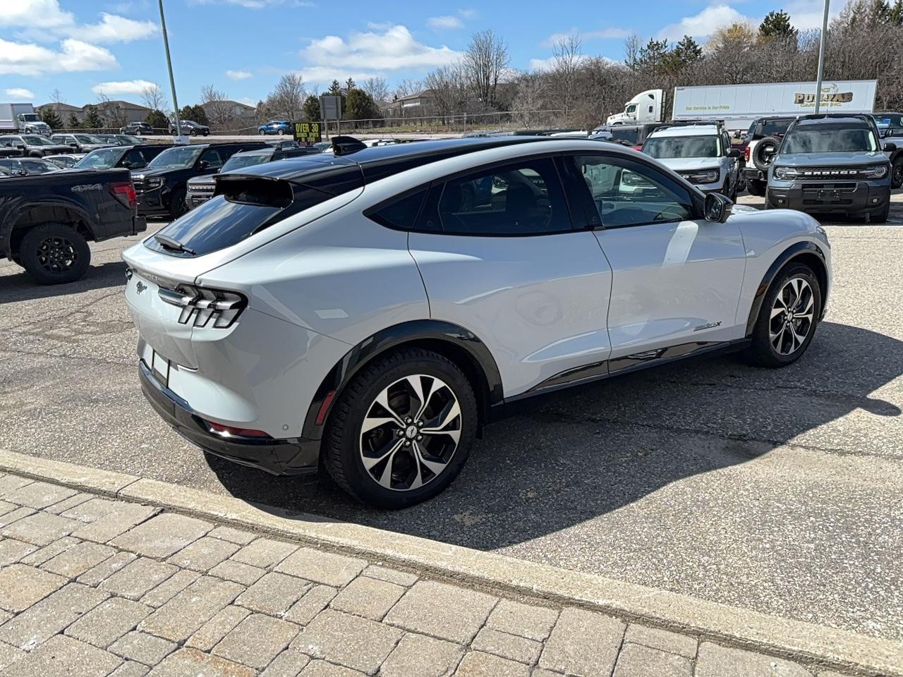 2021 Ford Mustang Mach-E EXTENDED RANGE BATTERY! 19" RIMS, AWD! Photo4