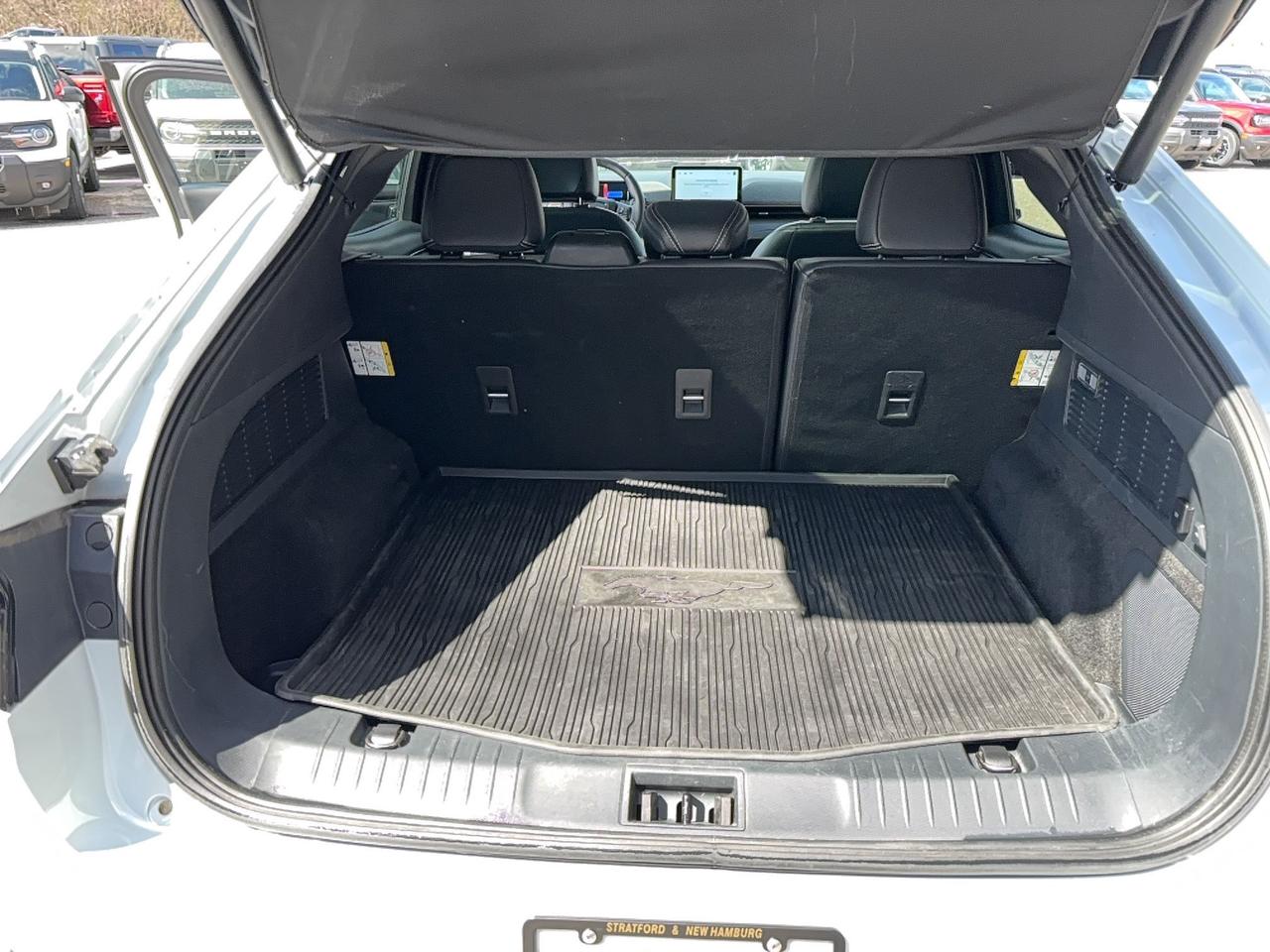 2021 Ford Mustang Mach-E EXTENDED RANGE BATTERY! 19" RIMS, AWD! Photo