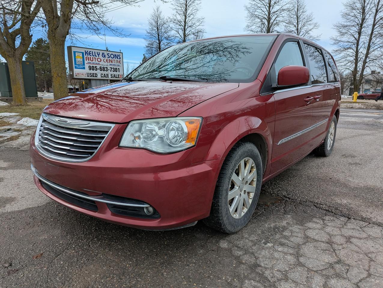 Used 2013 Chrysler Town & Country 